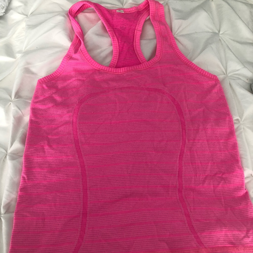 Lululemon workout tank